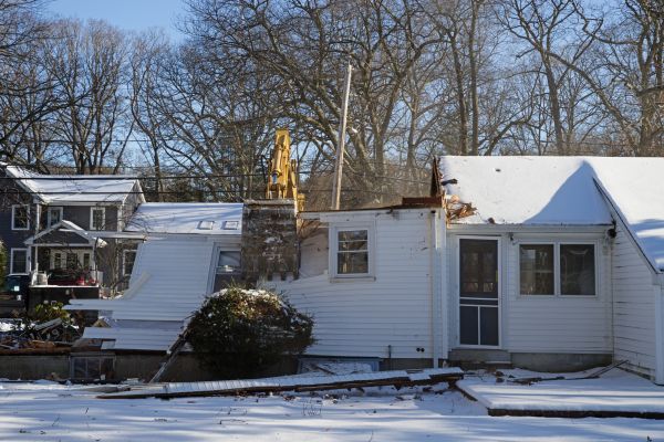 Residential Building Removal in Richland